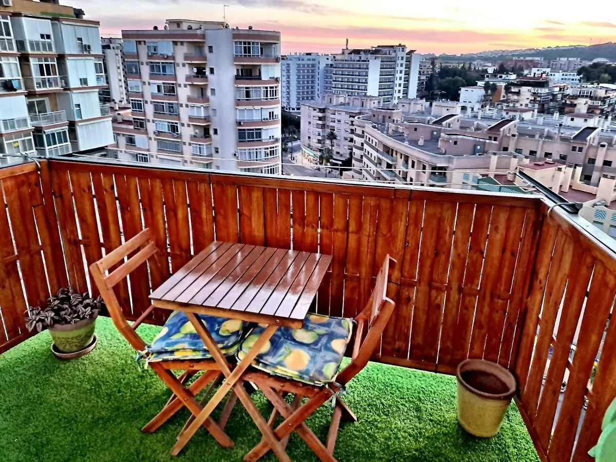 City Central Upper Floor Torremolinos Lägenhet